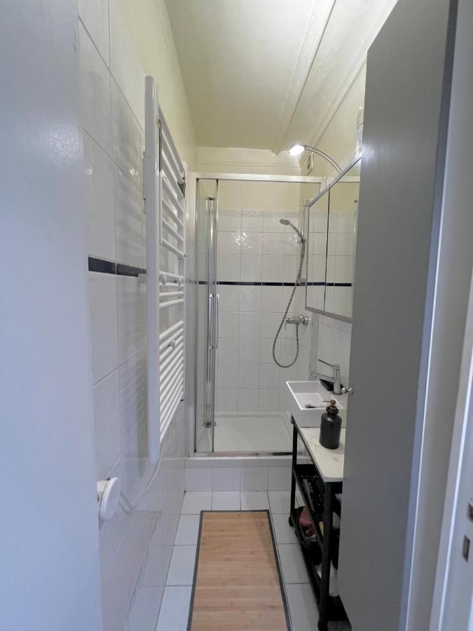 Superbe 2 Chambres Proche Montmartre Париж Екстериор снимка